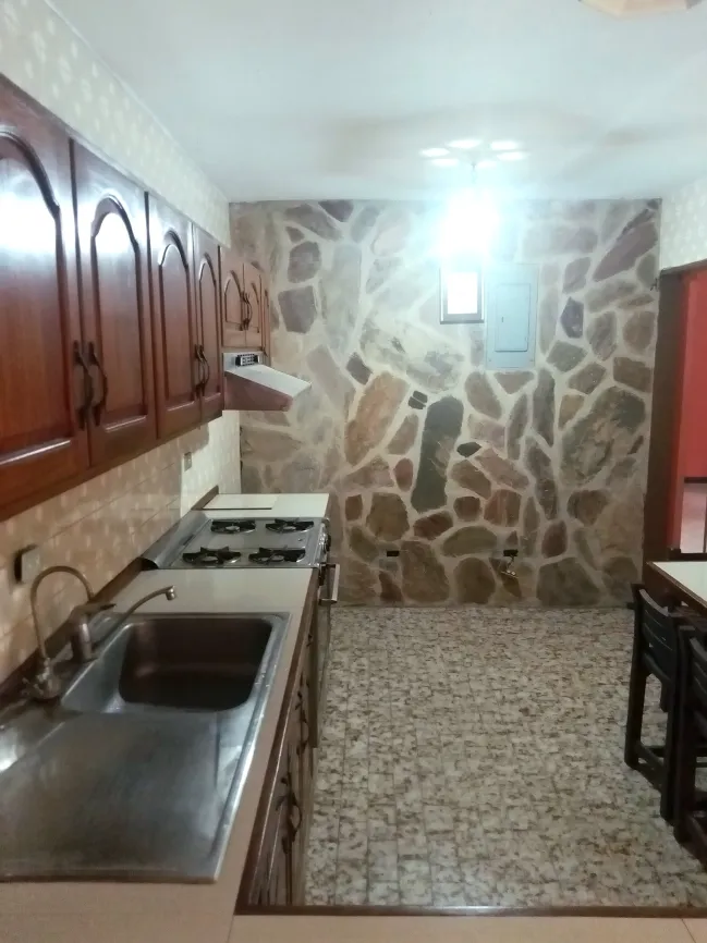 🏡 Casa Espaciosa en Club Hípico Las Trinitarias - Anexo Independiente + Garaje - Imagen 15