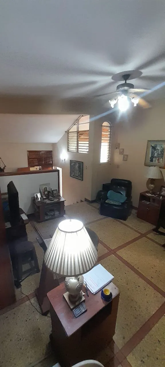 🏡 Casa Quinta Espaciosa con Gran Jardín en Colinas de Santa Rosa Sur - Imagen 16