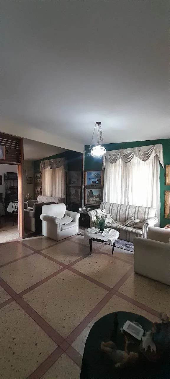 🏡 Casa Quinta Espaciosa con Gran Jardín en Colinas de Santa Rosa Sur - Imagen 24