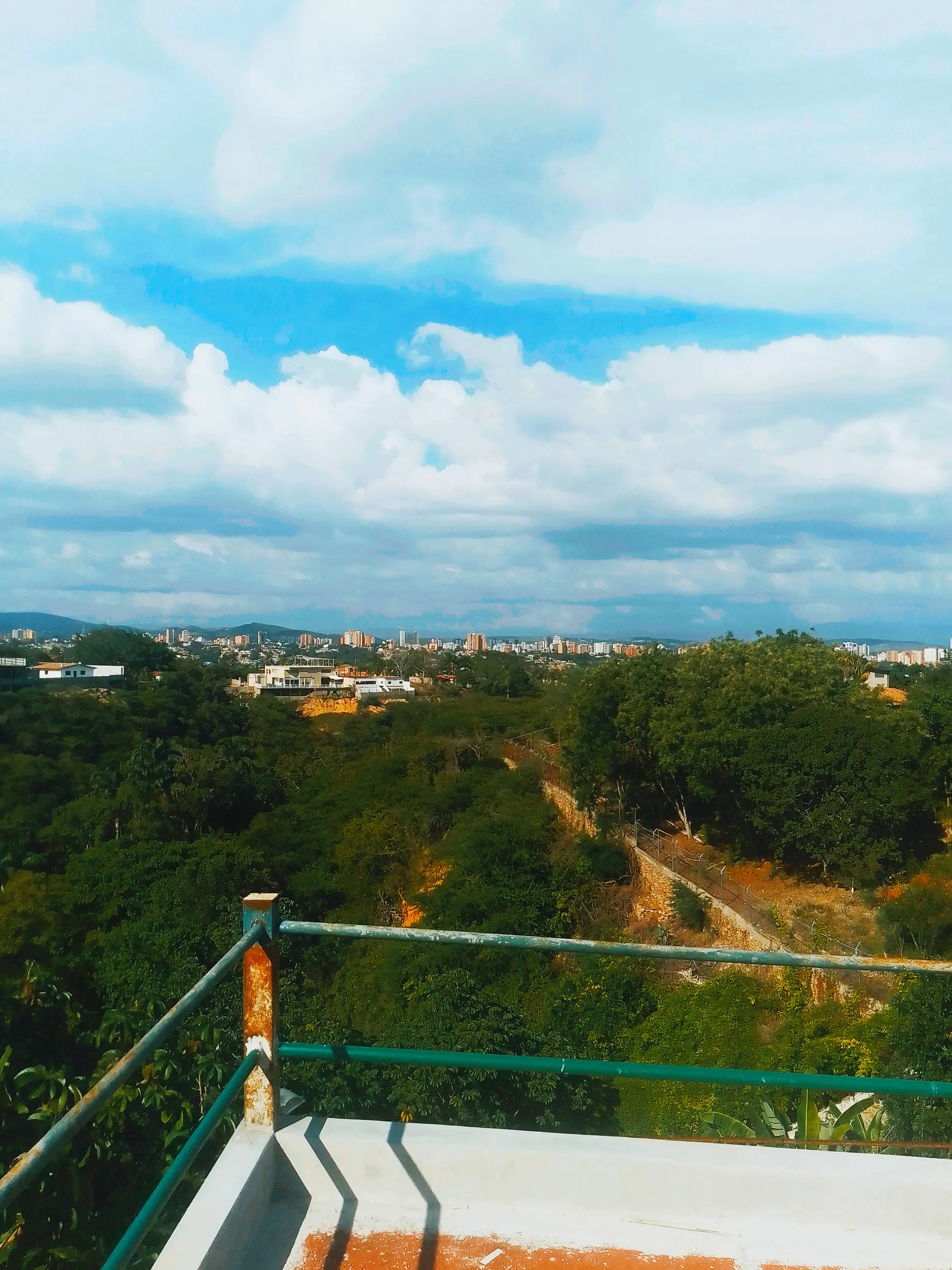 🏠 Casa 2 Plantas | 3 Hab | El Manzano | $25.000 - Imagen 4