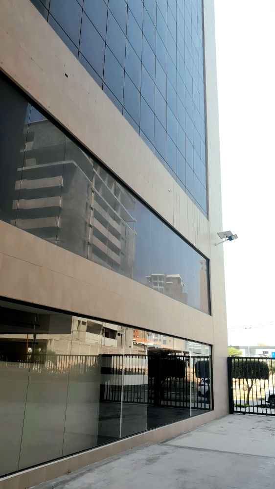 Imagen de Oficina: 🏢 Oficina Triángulo Este en Av. Venezuela, Triángulo del Este, Barquisimeto, Lara-Iribarren. 1 habitaciones, 2 baños, 70 m². En Alquiler.