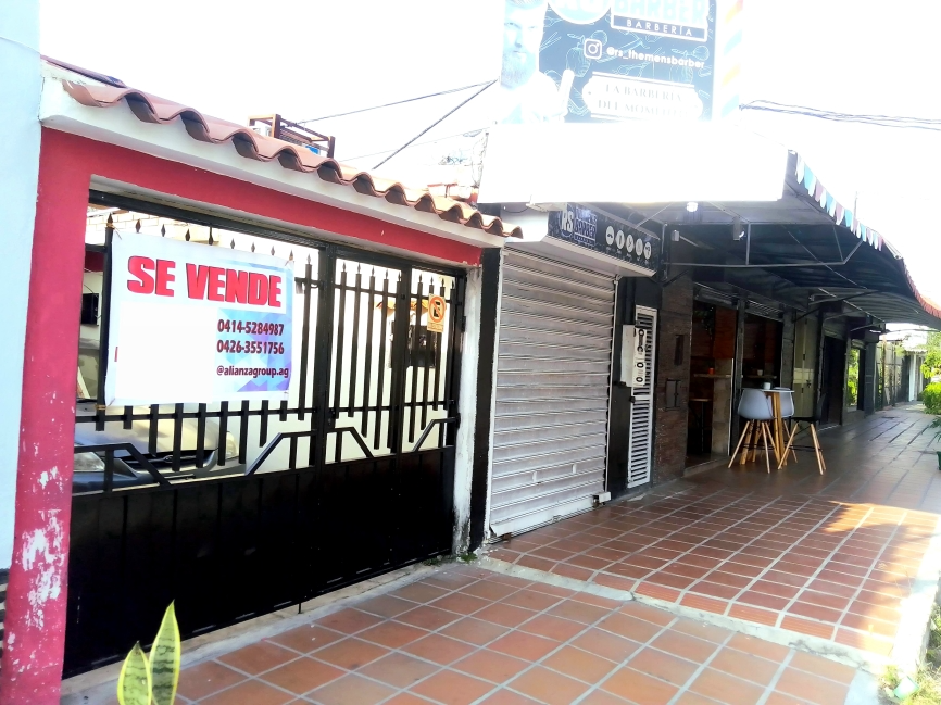 🔥 Casa Comercial | 4 Hab | 2 Locales | $113.000 - Imagen 3